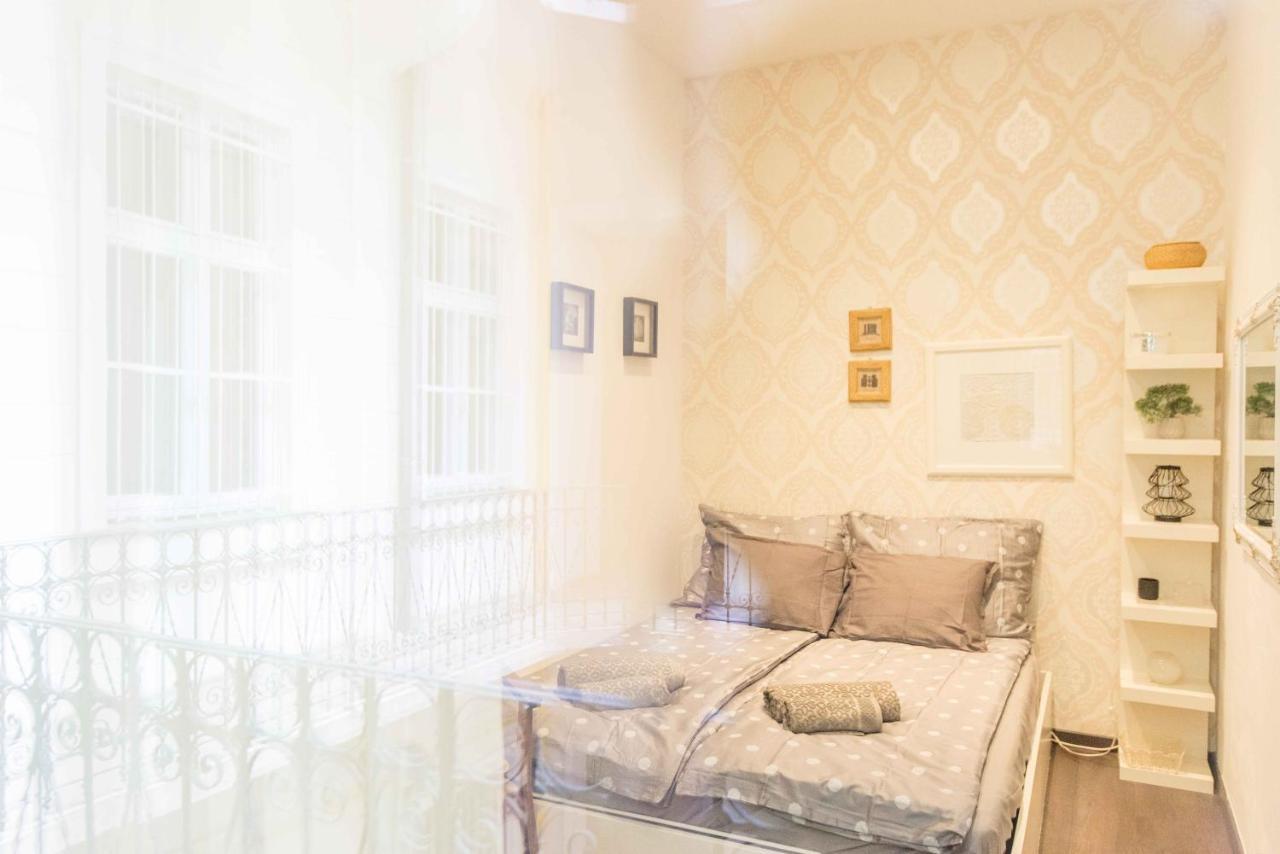 Paulay Design Apartment Βουδαπέστη Εξωτερικό φωτογραφία